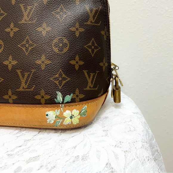 Authentic Louis Vuitton Alma Pm Handbag hand painted - Picture 12 of 14
